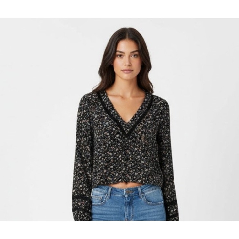 Aeropostale Floral Print Long Sleeve‎ Cropped V Neck Top Size L Boho Fairygoth